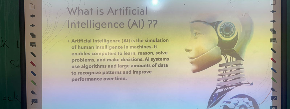 Tanomah Applied College Club Organizes “Leveraging AI to Master English Language Skills” Program