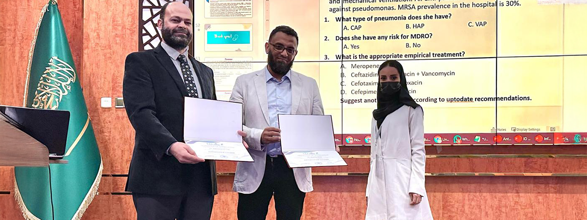 نادي كلية الطب بأبها يُنظِّم دورة تدريبية بعنوان “المضادات الحيوية الأساسية: من الأساسيات إلى الاستخدامات السريرية”