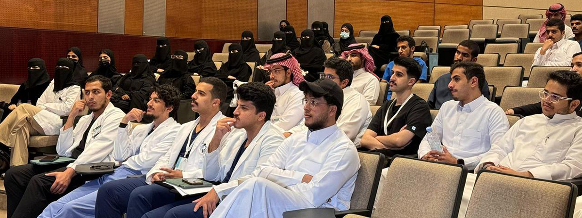 The College of Medicine Club Presents the Program “Choose Your Specialty Smartly, Not Emotionally” to Raise Students’ Awareness of Their Academic and Professional Future