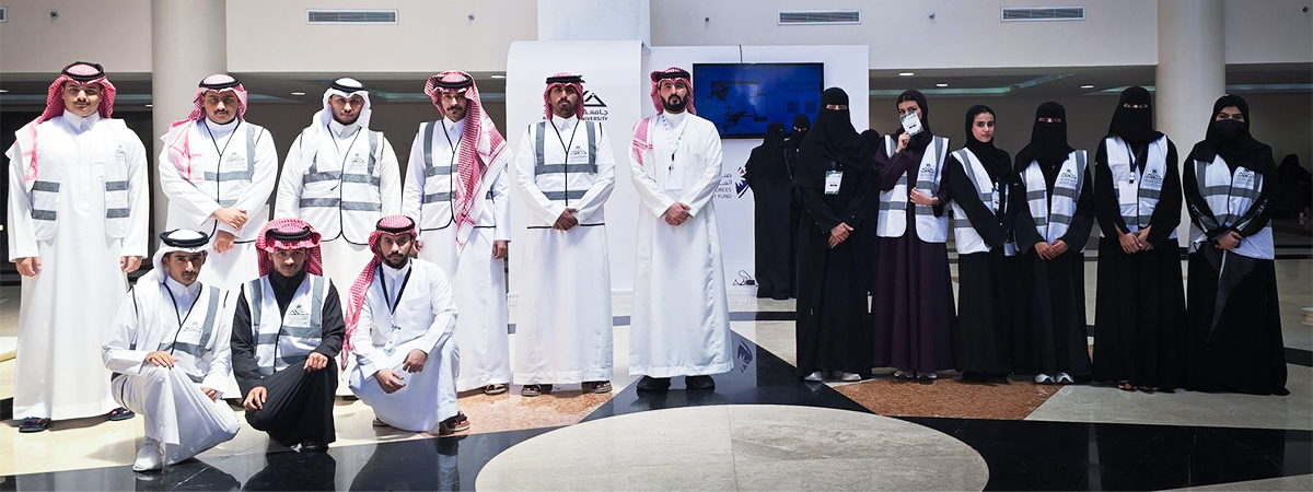 فريق التنظيم الطلابي بعمادة شؤون الطلاب يبرز دوره في دعم ملتقى الإرشاد المهني 2025 بمشاركة 90 طالبًا وطالبة